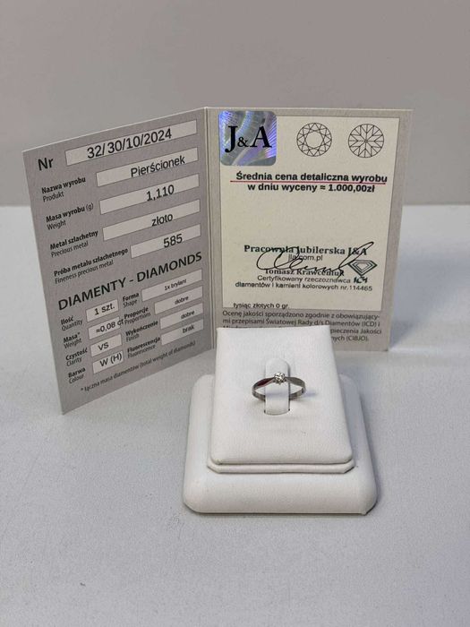 Pierścionek z białego złota z Brylantem