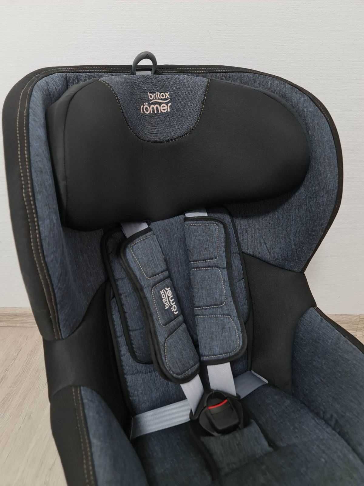 Britax Römer Trifix² Blue Marble автокрісло Брітакс Ромер