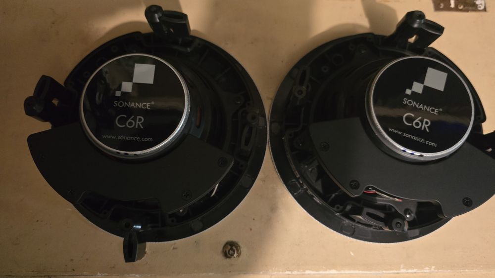 Colunas de teto Sonance C6R