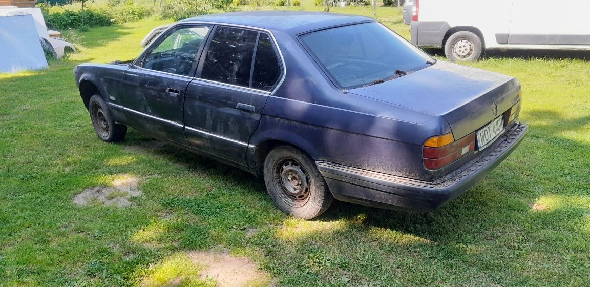 Bmw e32 w całości lub na części
