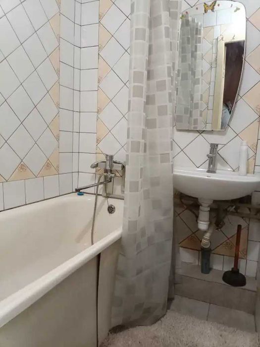 Сдам 2 комнатную квартиру