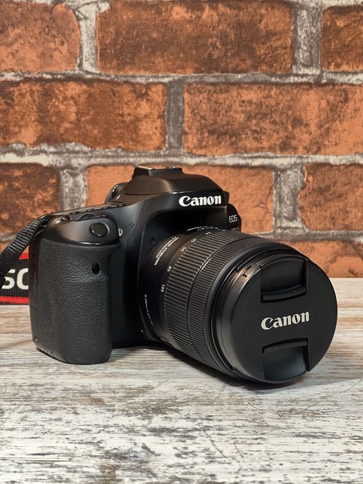 Фотоапарат Canon EOS 80D+обʼєктив 18-135mm.