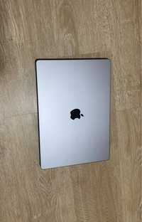 Apple MacBook Pro 16 with Apple M2 pro