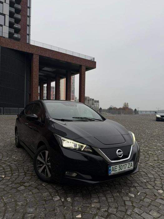 Аренда авто 30/40/62 кВт (!) электро Ниссан Лиф leaf