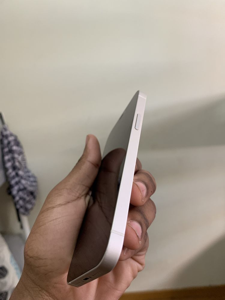Iphone  12 usado