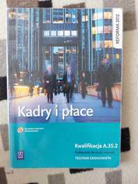 Książka "Kadry i płace"