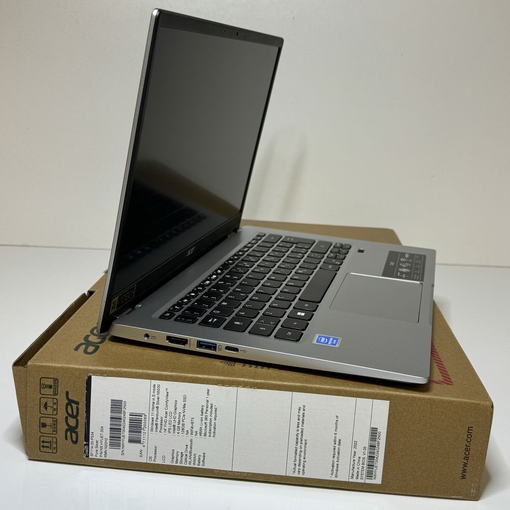 Новий Ноутбук Acer Swift 1 SF114-33-P534 128Гб