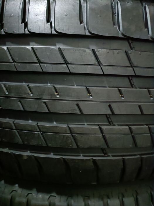 Pneus  235/55/19