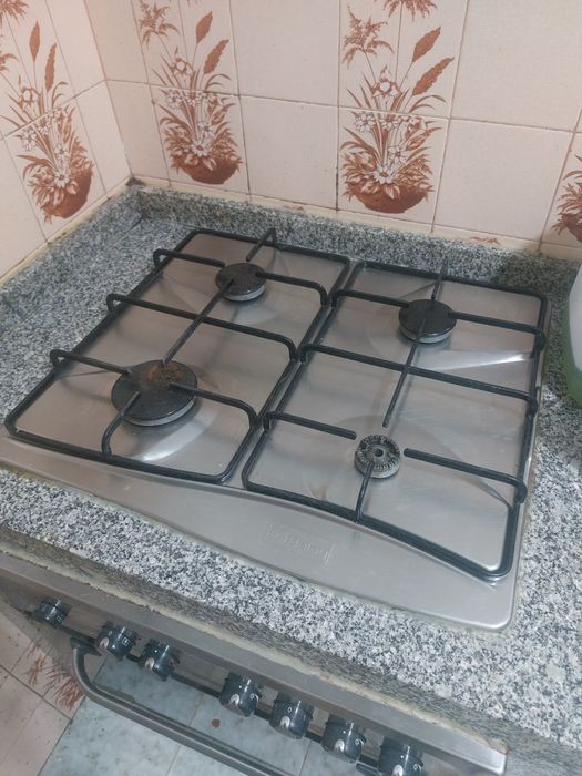 Conjunto forno e placa