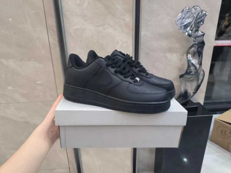 Nike Air Force One Negro 38