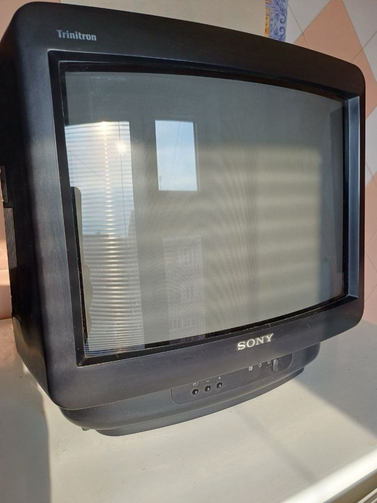 Телевізор Sony Trinitron KV-M1400K