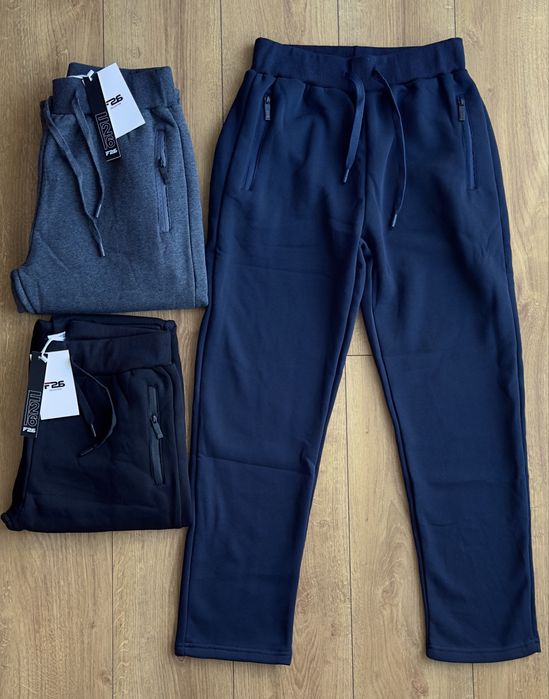 Spodnie dresowe Męskie Ocieplane F26