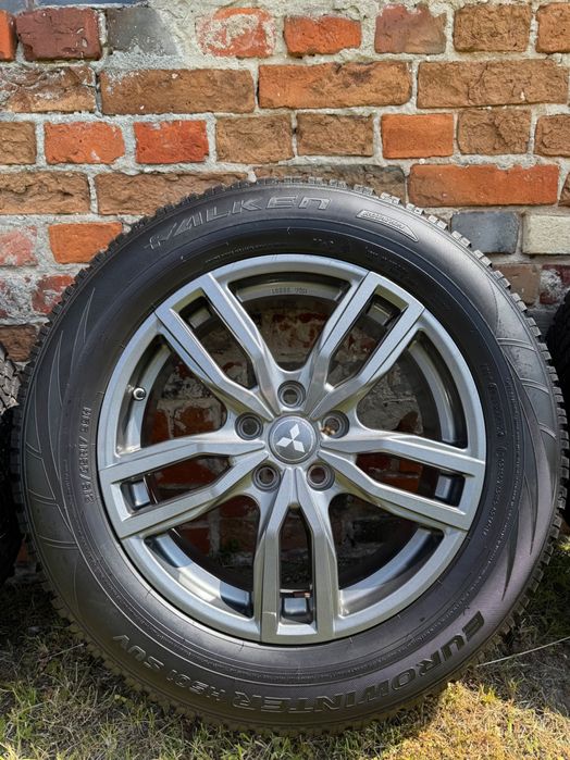 Felgi aluminiowe Mitsubishi wraz z oponami 17”