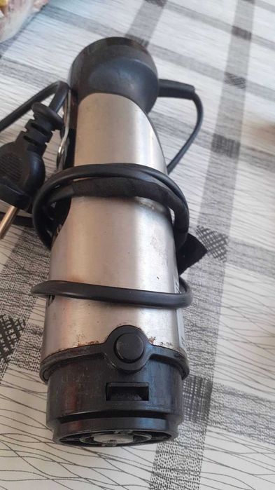 Блендер HB HB0701S 700 W Робочий