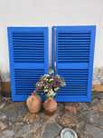 Portadas e janelas madeira azul - decoração estilo Mamma Mia