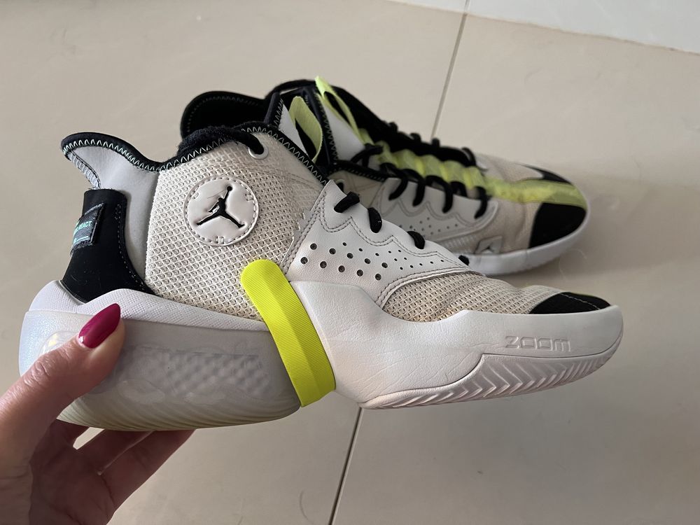 Nike AIR Jordan Future Low. Rozm. 44