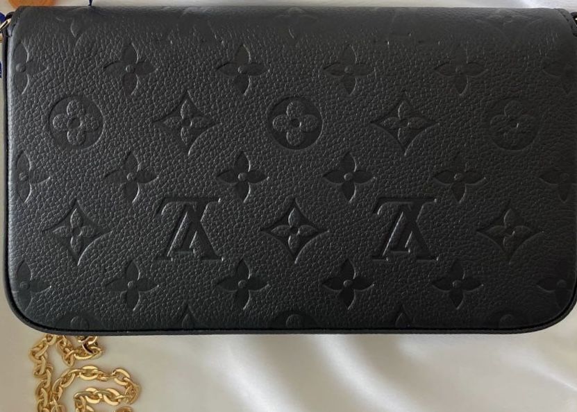 Клатч черный LV Луи Витон оригинал Louis Vuitton б/у