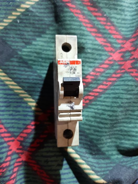 Автомат защиты Эл сети