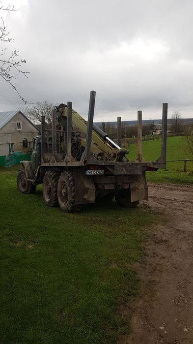 УРАЛ 4320 з маніпулятором