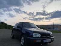Golf 3  1.6бензин