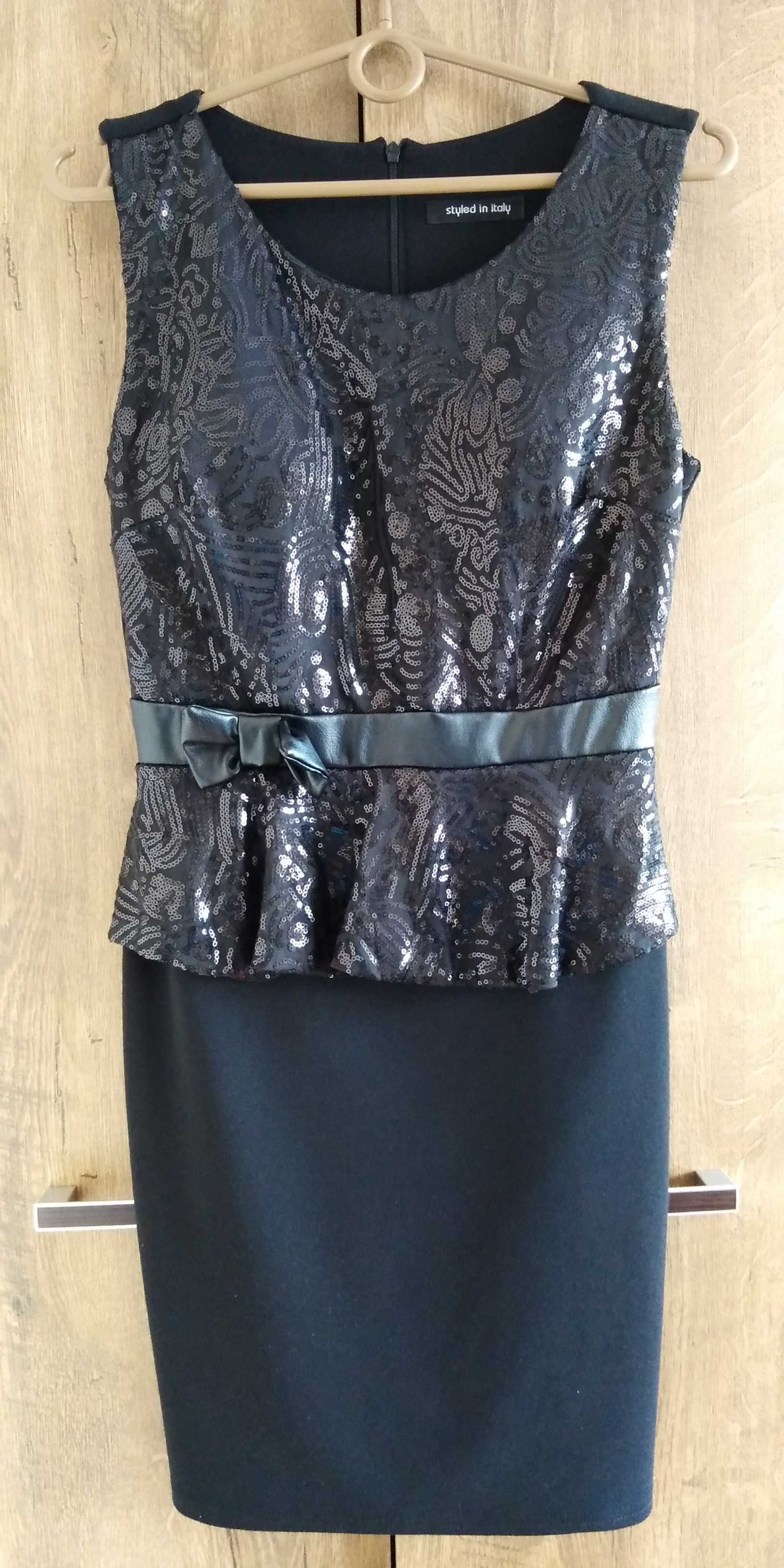 Sukienka koktajlowa (wesele) czarna z baskinką