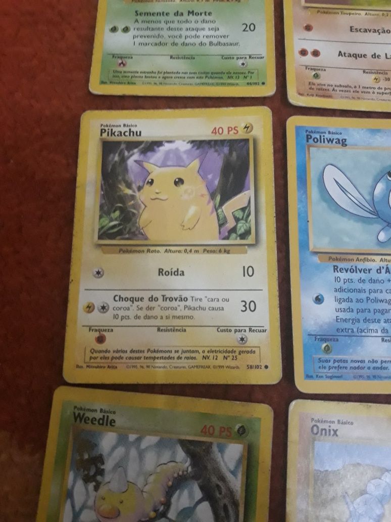 49 Cartas pokemon do primeiro Set