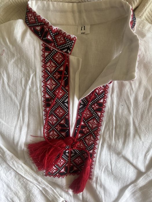 Вишиванка на хлопчика нова 9-11 років