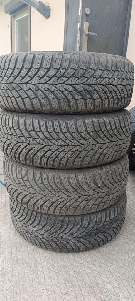 Резина 205/55 R16 Continental