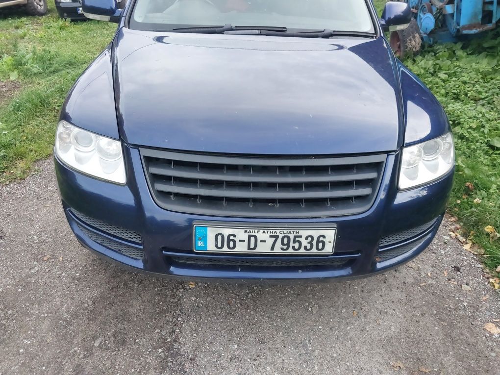 Vw touareg silnik 2.5 tdi BAC skrzynia FEA kolor LD5Q drzwi klapa