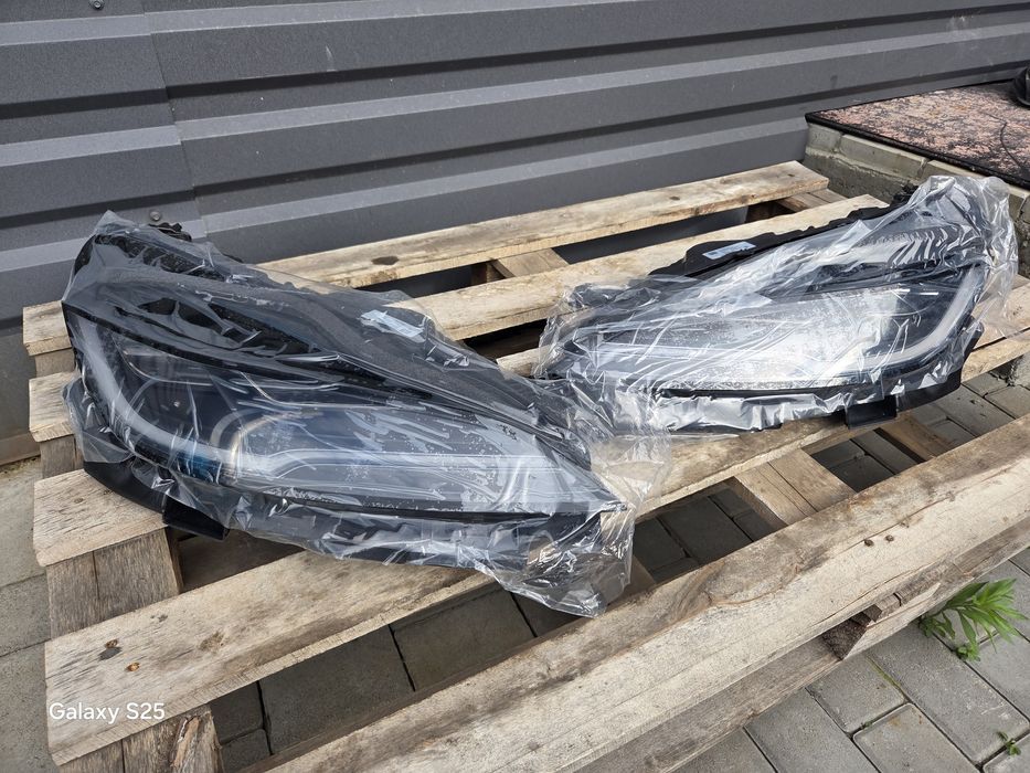 Фари tesla model 3 2024+