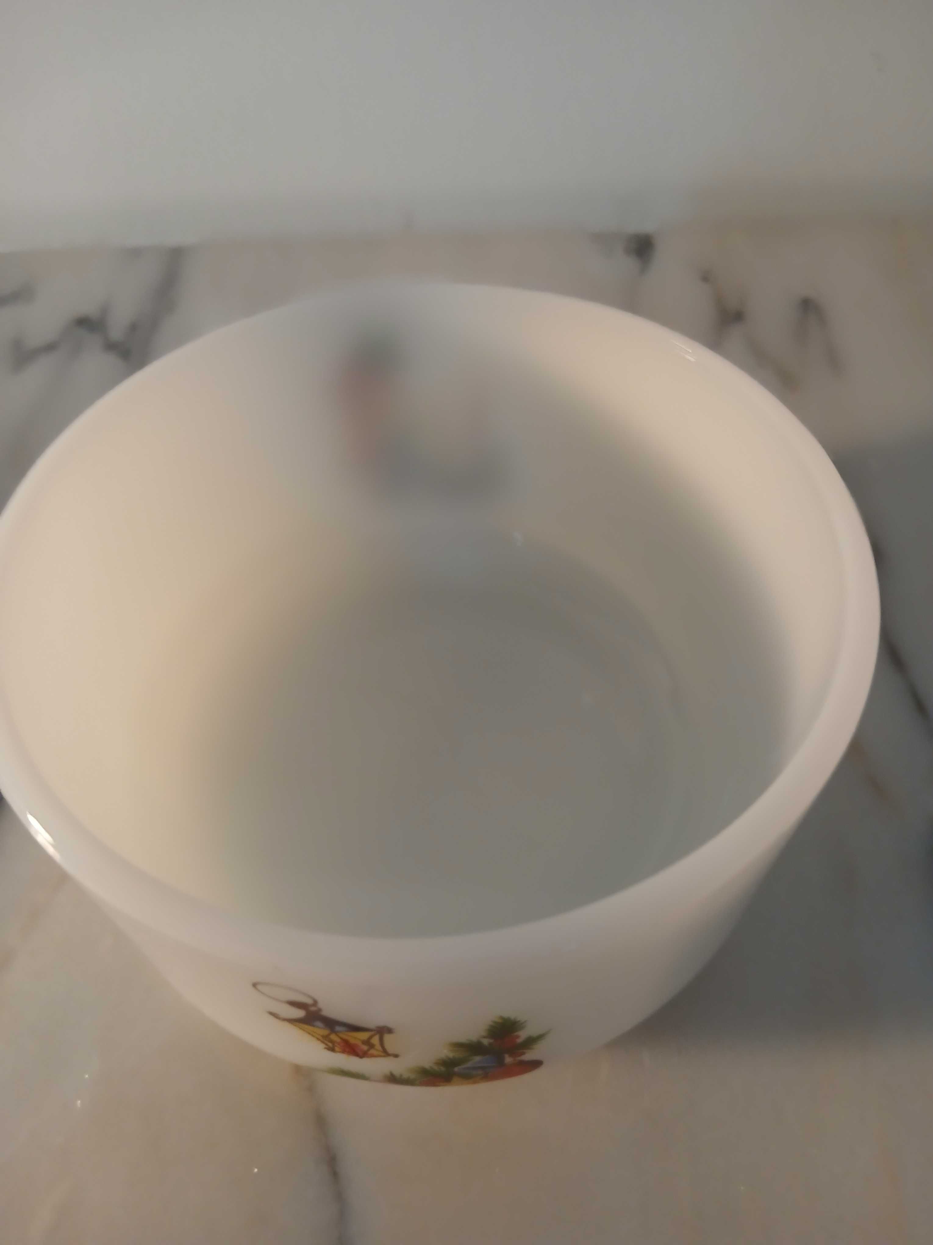 Taça Vintage marca Anchor Hocking Fireking Milk Glass Natalícia