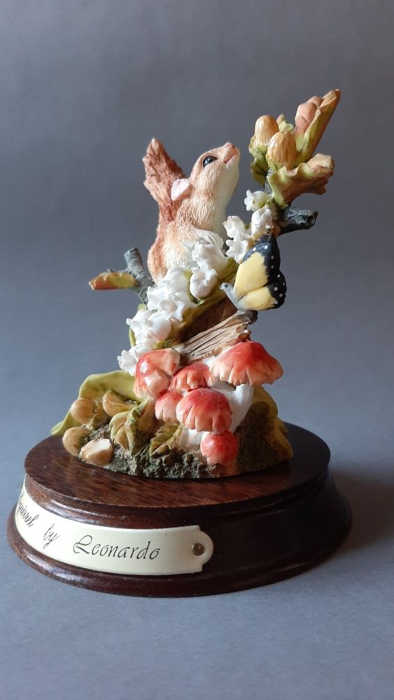 Figurka  wiewiórka Leonardo  Collection