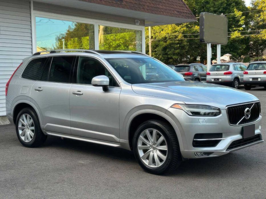 Volvo XC90      2016
