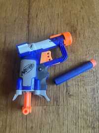 Пістолет Nerf