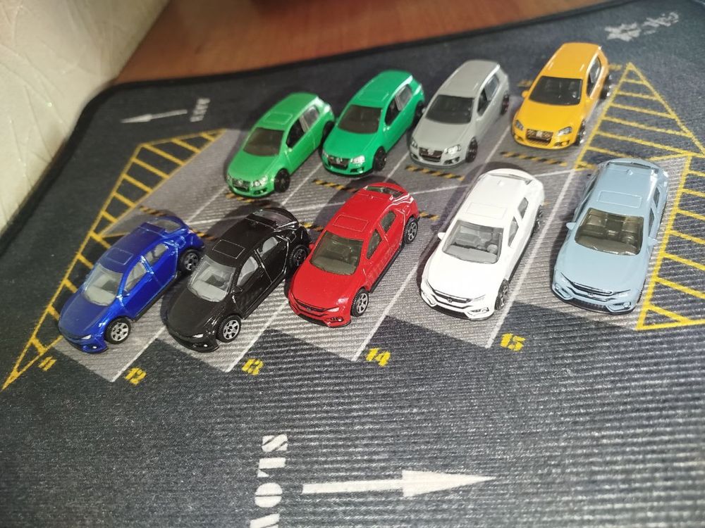 Машинки Hot Wheels - Matchbox - Majorette