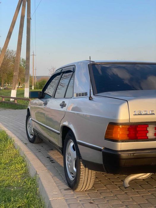 Мерседес 190E w201