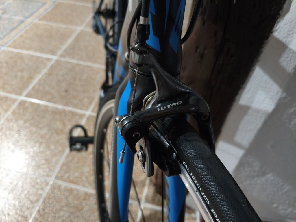 Bicicleta Estrada BH SPHENE (vendo à melhor oferta)