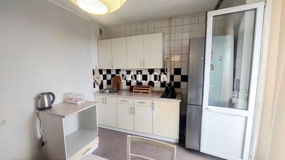 Продаж 2к квартири пр-т Науки 27 Голосіївський р-н Правий берег