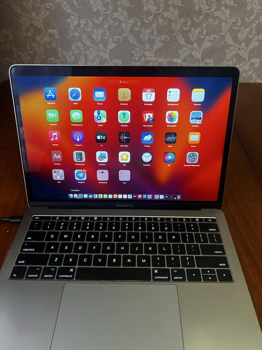 Продам Makbook pro 13