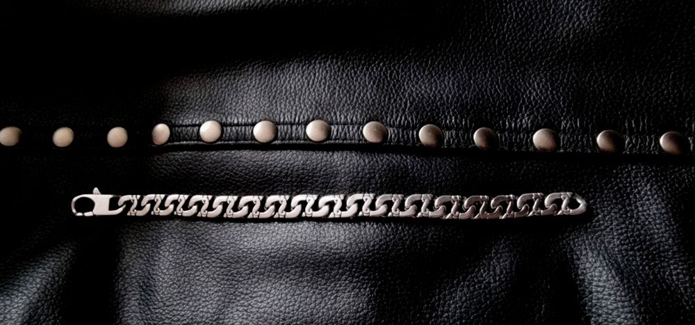 Atrakcyjna stalowa bransoletka nordycka celtycka łańcuszek pancerka