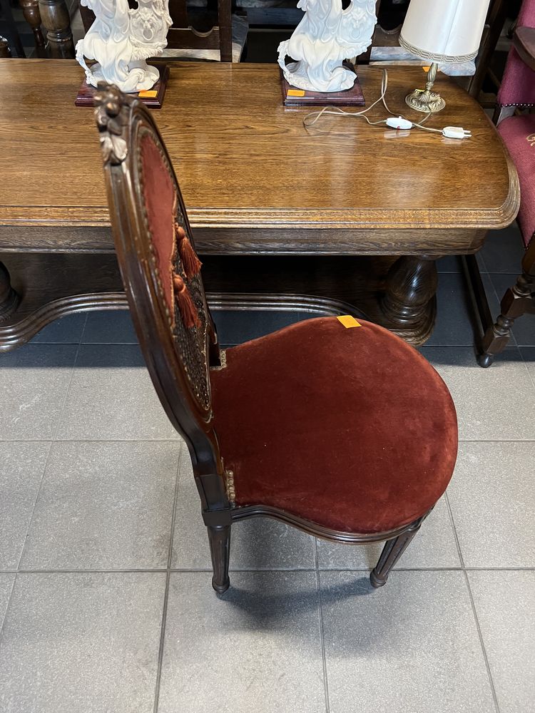 Krzesło stylowe/Ładne
