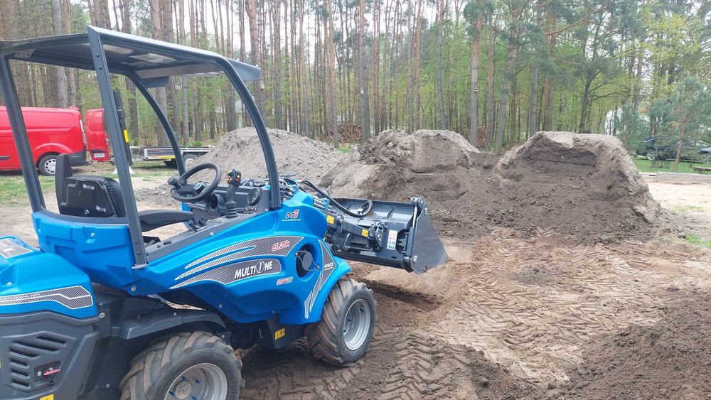 Usługi miniładowarką i glebogryzarką separacyjną Multione