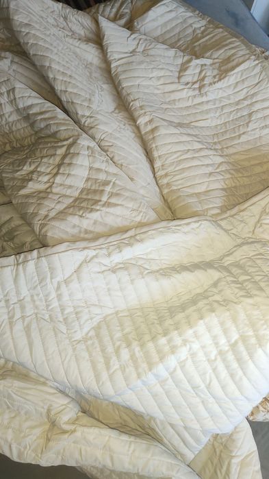 Narzuta na łóżko gruba 2,85 na 2,75 bardzo duża niemiecka qualitet