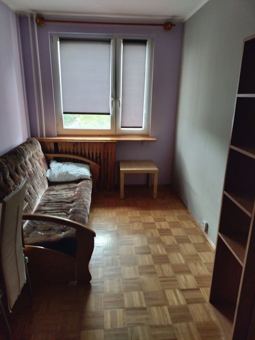 Pokój 12m2 w mieszkaniu 3pokojowym