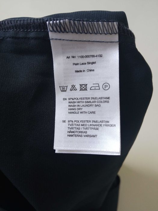 NA-KD lekka seksowna damska koszulka z koronką r 36