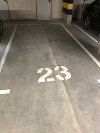 Miejsce parkingowe w garażu podziemnym  Domaniewska 26