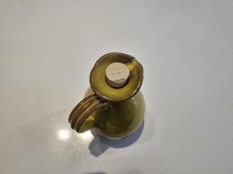Dzbanek na oliwę ceramiczny żółty