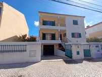 Moradia T5 Rua Adriano Correia de Oliveira N 71 Bairro Novo V Amoreira