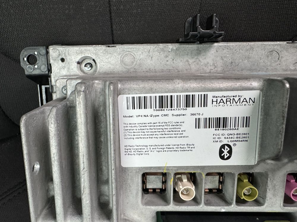 Harman uconnect 8.4 chrysler dodge jeep ram магнитола большая рамка