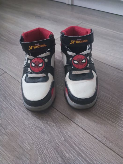 Buty chłopięce świecące Spiderman r 29